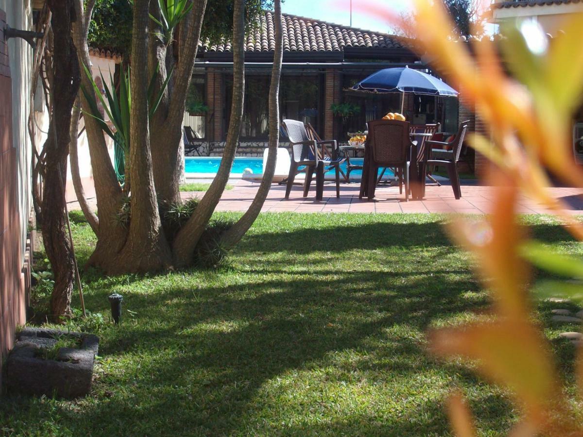 Villa Singola -Sole-Luna-Casavilladusoleil Acireale Buitenkant foto