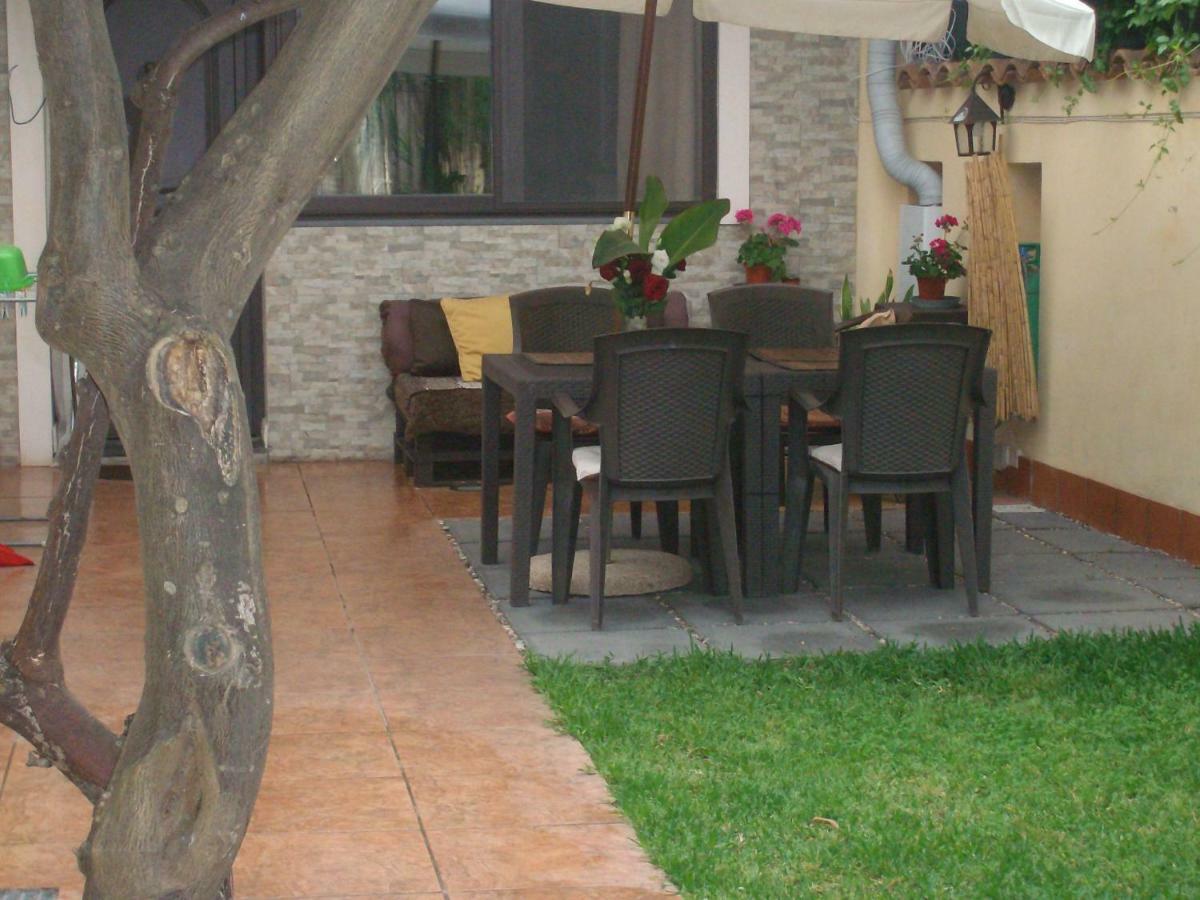 Villa Singola -Sole-Luna-Casavilladusoleil Acireale Buitenkant foto