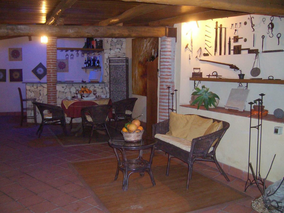 Villa Singola -Sole-Luna-Casavilladusoleil Acireale Buitenkant foto